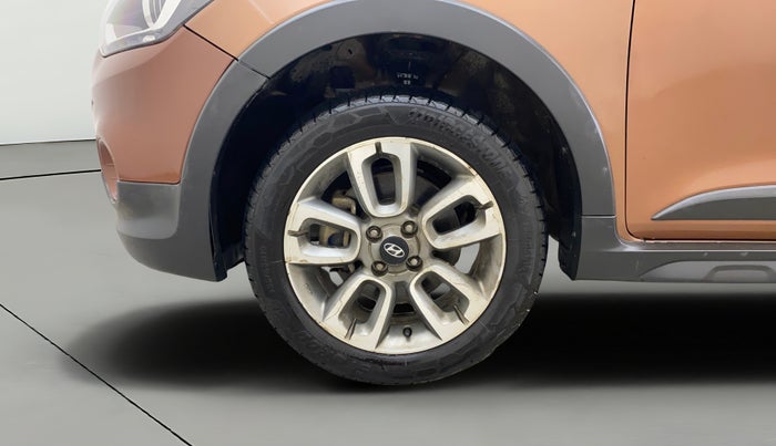 2015 Hyundai i20 Active 1.2 S, Petrol, Manual, 1,43,339 km, Left Front Wheel