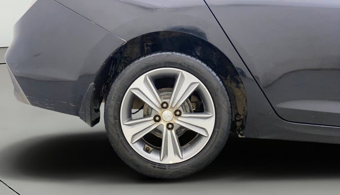 2018 Hyundai Verna 1.6 VTVT SX O, Petrol, Manual, 2,026 km, Right Rear Wheel