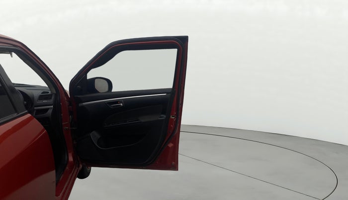 2014 Maruti Swift VDI, Diesel, Manual, 91,390 km, RHS Front Door