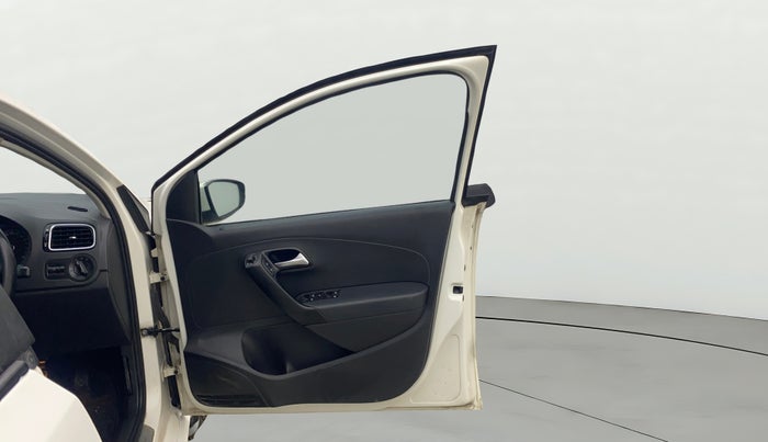 2016 Volkswagen Polo GT TSI AT, Petrol, Automatic, 1,07,545 km, RHS Front Door