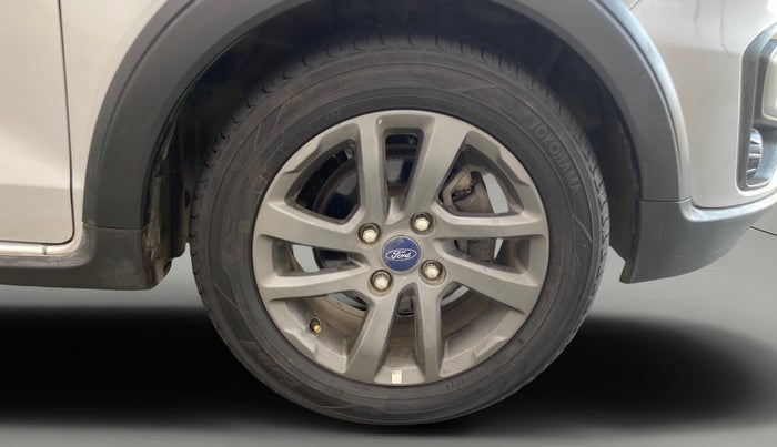 2020 Ford FREESTYLE TITANIUM 1.2 PETROL, Petrol, Manual, 69,555 km, Right Front Wheel