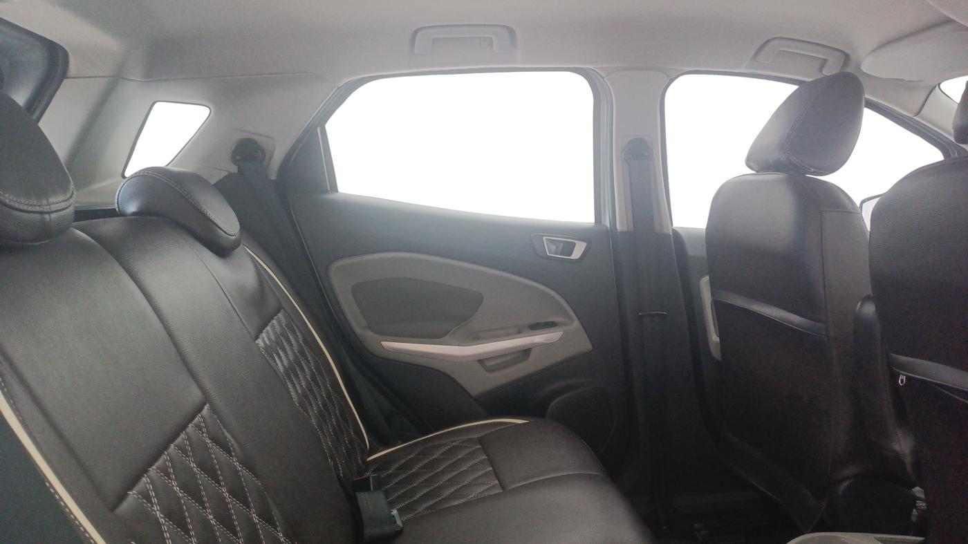 2014 Ford Ecosport TITANIUM 1.0L ECOBOOST, Petrol, Manual, 67,448 km, Right Side Rear Door Cabin