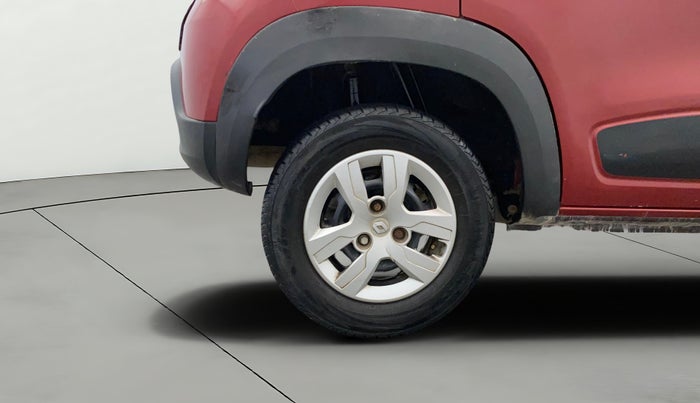 2017 Renault Kwid RXT 0.8, Petrol, Manual, 33,767 km, Right Rear Wheel