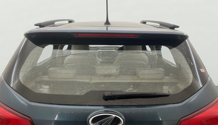 2021 Mahindra XUV300 W8 (O) 1.5 DIESEL, Diesel, Manual, 46,056 km, Rear Windshield