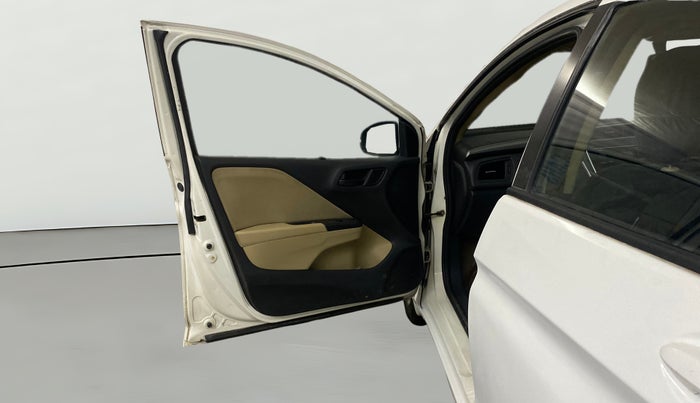 2015 Honda City 1.5L I-VTEC SV, Petrol, Manual, 1,19,821 km, LHS Front Door