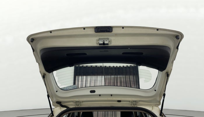 2015 Hyundai Elite i20 SPORTZ 1.2, Petrol, Manual, 93,408 km, Boot Door Open