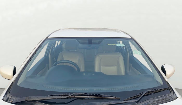 2017 Maruti Ciaz ALPHA 1.4 PETROL, Petrol, Manual, 1,46,733 km, Front Windshield