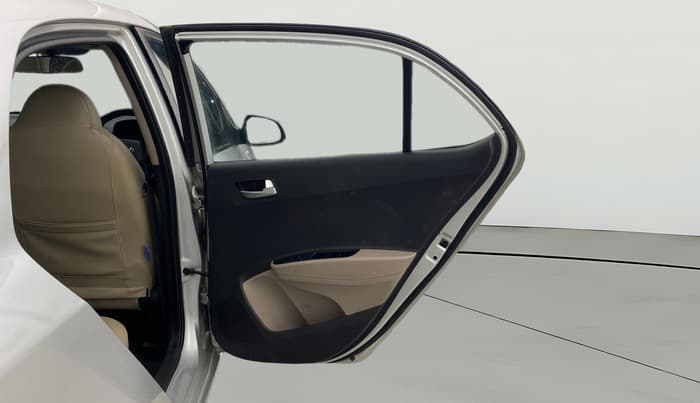 2016 Hyundai Xcent S AT 1.2, Petrol, Automatic, 52,964 km, RHS Rear Door