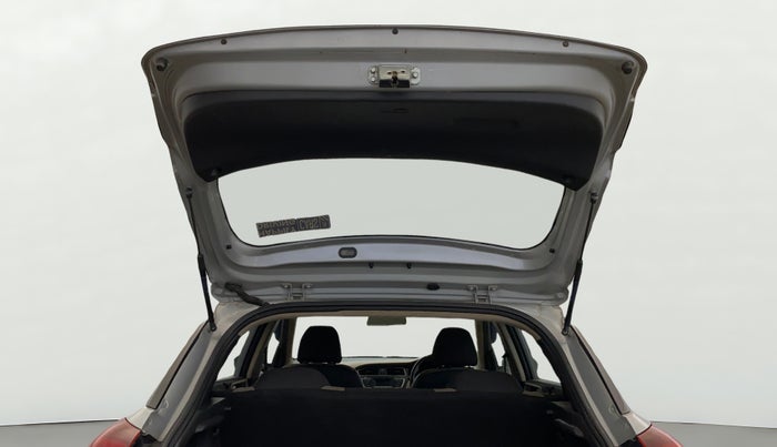 2020 Hyundai Elite i20 MAGNA PLUS 1.2, Petrol, Manual, 27,703 km, Boot Door Open