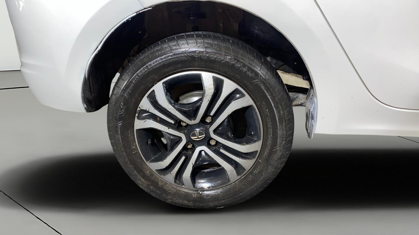 2022 Tata TIGOR XZ PLUS CNG, CNG, Manual, 34,442 km, Right Rear Wheel