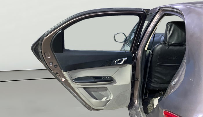 2016 Tata Tiago XZ PETROL, Petrol, Manual, 11,278 km, LHS Rear Door