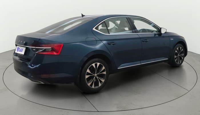 2022 Skoda Superb L&K 2.0 TSI AT, Petrol, Automatic, 61,943 km, Right Back Diagonal