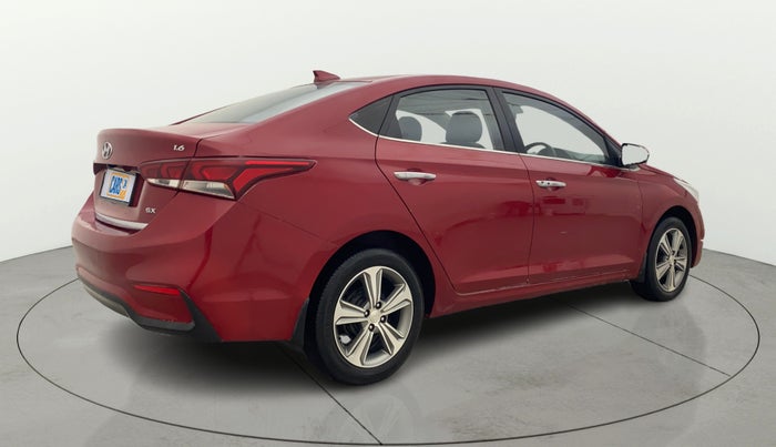 2018 Hyundai Verna 1.6 VTVT SX (O) AT, Petrol, Automatic, 96,462 km, Right Back Diagonal