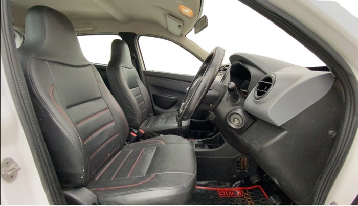 2018 Renault Kwid RXT 1.0 (O), CNG, Manual, 1,36,146 km, Right Side Front Door Cabin