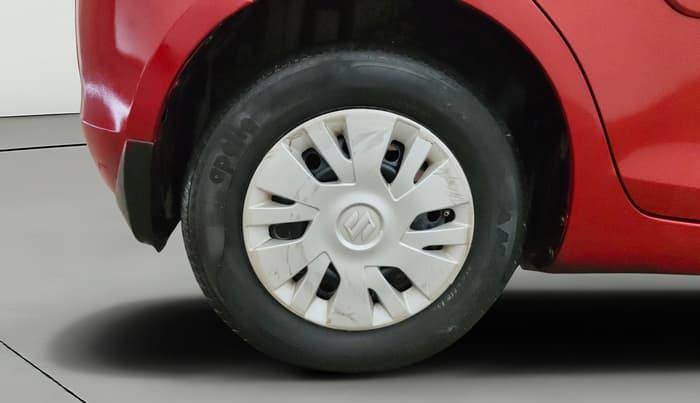 2014 Maruti Swift VXI, CNG, Manual, 41,166 km, Right Rear Wheel