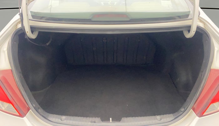 2016 Hyundai Verna FLUIDIC 1.6 CRDI SX AT 4S, Diesel, Automatic, 1,26,756 km, Boot Open Zoomed View