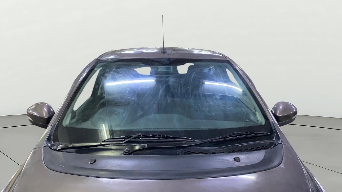 2018 Tata Tiago XZ PETROL, Petrol, Manual, 87,505 km, Front Windshield