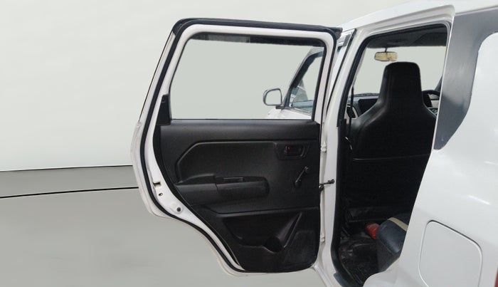 2021 Maruti New Wagon-R LXI CNG 1.0, CNG, Manual, 1,43,837 km, LHS Rear Door