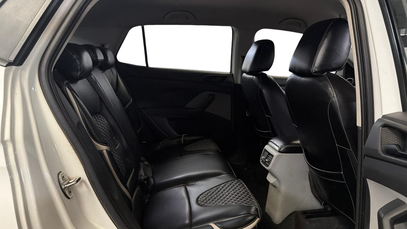 2022 Skoda KUSHAQ ACTIVE 1.0L TSI MT, Petrol, Manual, 48,288 km, Right Side Rear Door Cabin