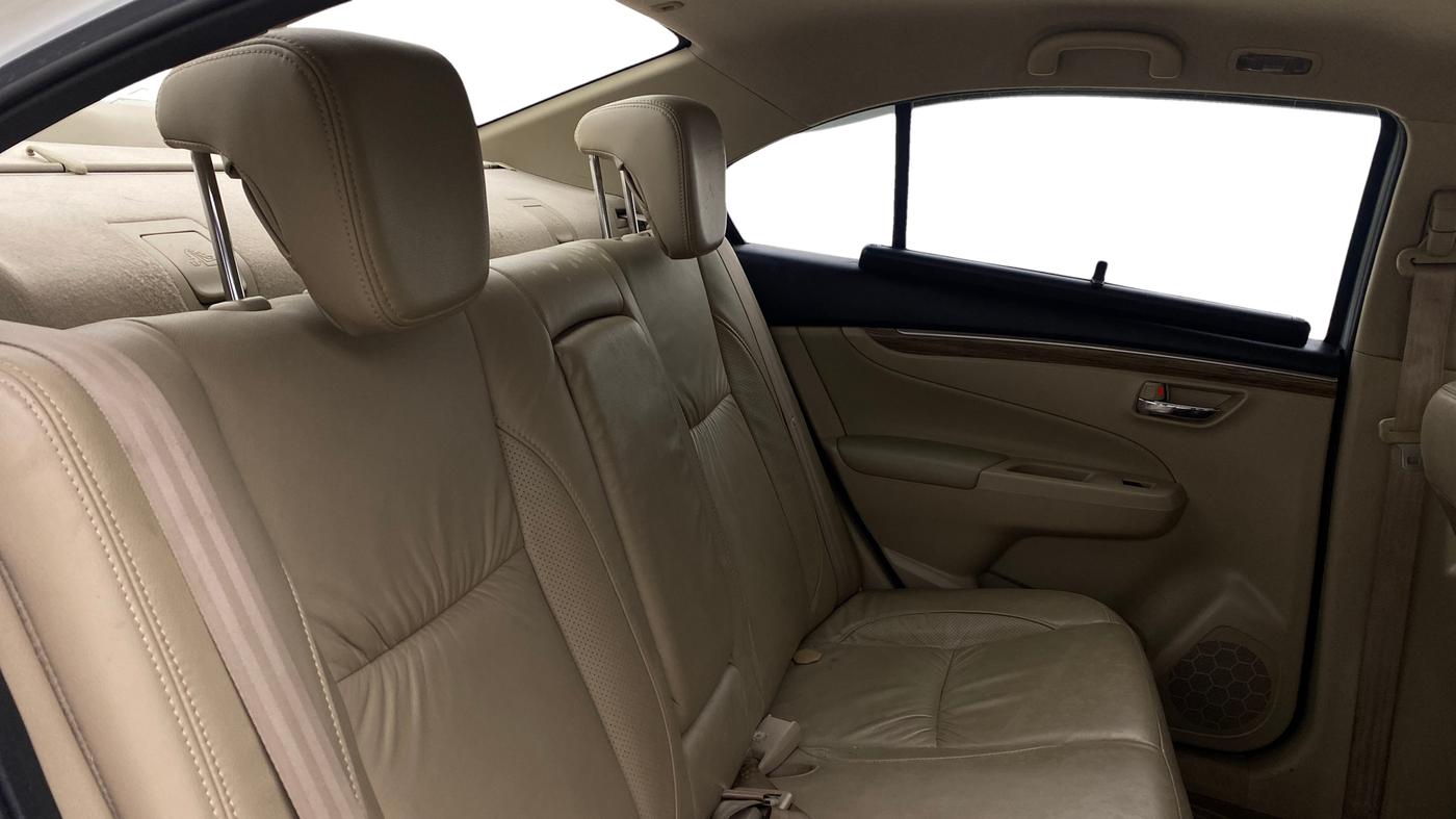 2022 Maruti Ciaz ALPHA  AT 1.5 SHVS PETROL, Petrol, Automatic, 57,495 km, Right Side Rear Door Cabin