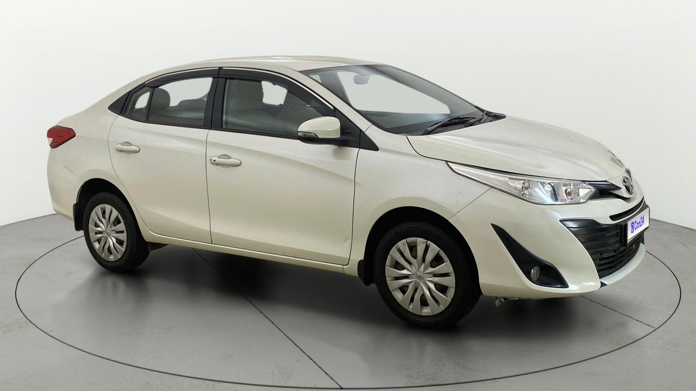 2018 Toyota YARIS G CVT, Petrol, Automatic, 44,257 km, Right Front Diagonal