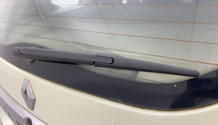 2014 Renault Duster 85 PS RXL DIESEL, Diesel, Manual, 1,15,074 km, Rear Wiper