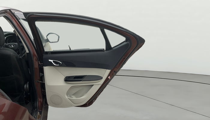 2022 Tata TIGOR XZ PLUS CNG, CNG, Manual, 70,690 km, RHS Rear Door