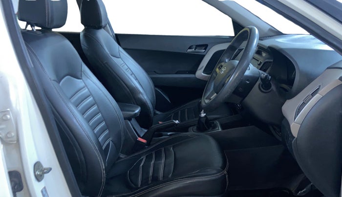 2017 Hyundai Creta SX PLUS 1.6 PETROL, Petrol, Manual, 76,961 km, Right Side Front Door Cabin