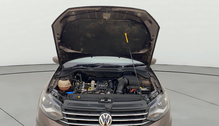 2019 Volkswagen Vento HIGHLINE PETROL AT, Petrol, Automatic, 1,03,074 km, Open Bonet