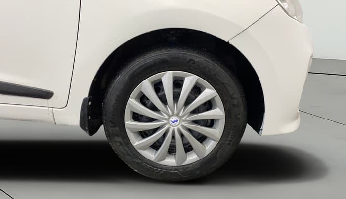 2017 Hyundai Grand i10 SPORTZ (O) 1.2 KAPPA VTVT, Petrol, Manual, 68,234 km, Right Front Wheel