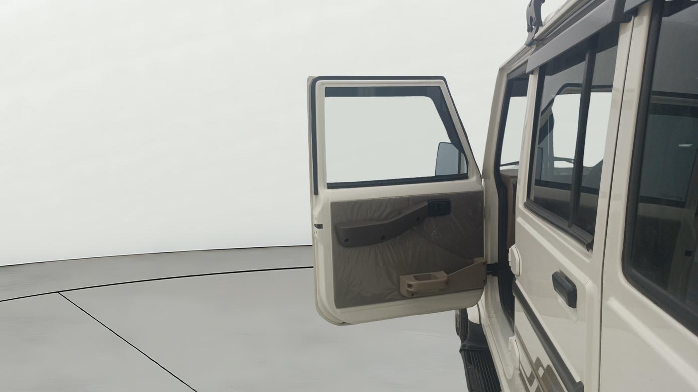 2021 Mahindra Bolero B6 (O), Diesel, Manual, 34,805 km, LHS Front Door