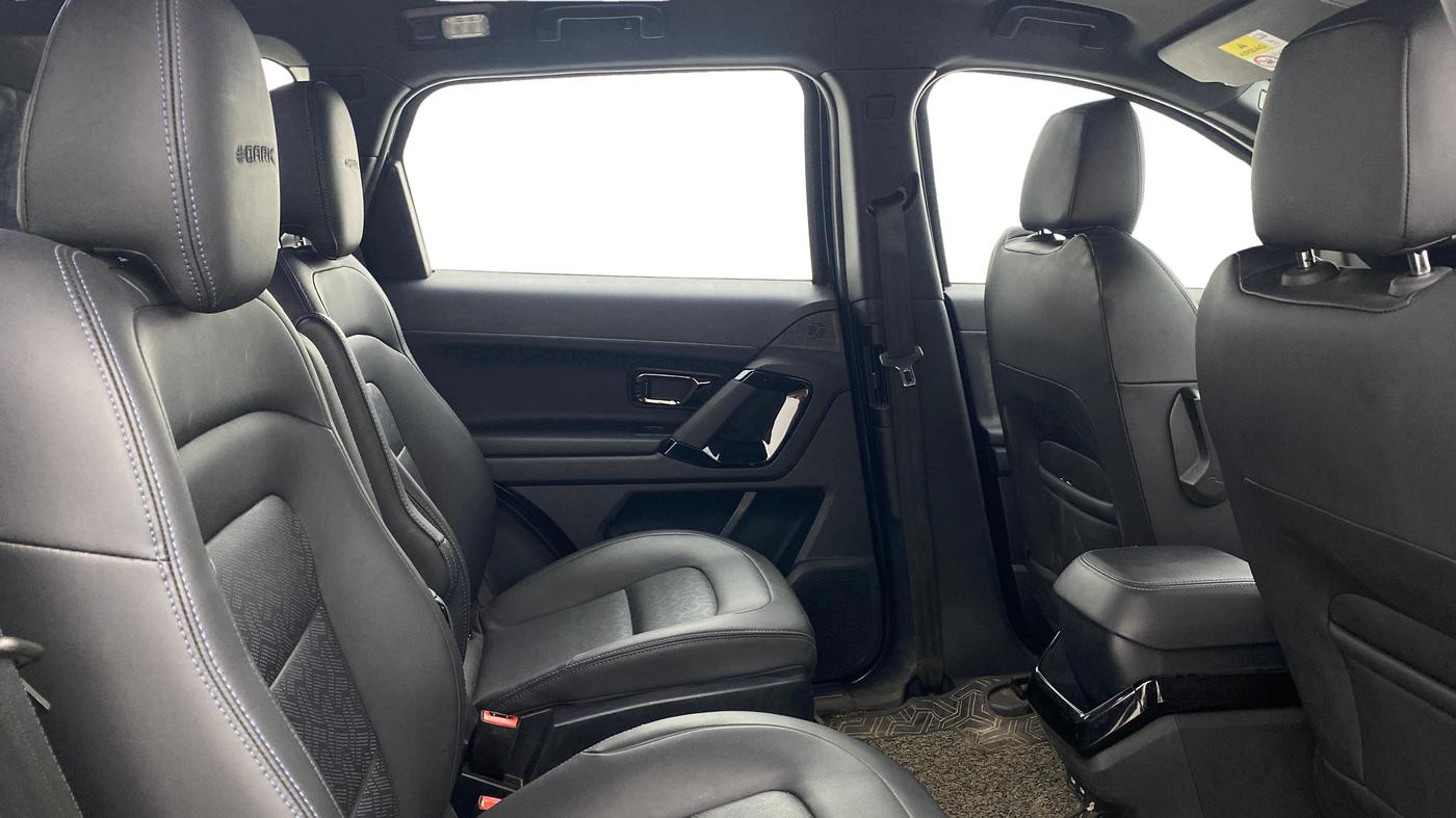 2022 Tata Safari XZA PLUS, Diesel, Automatic, 93,967 km, Right Side Rear Door Cabin