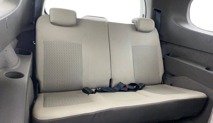 2018 Renault Lodgy 85 PS RXE 8 STR, Diesel, Manual, 31,440 km, Third Seat Row ( optional )