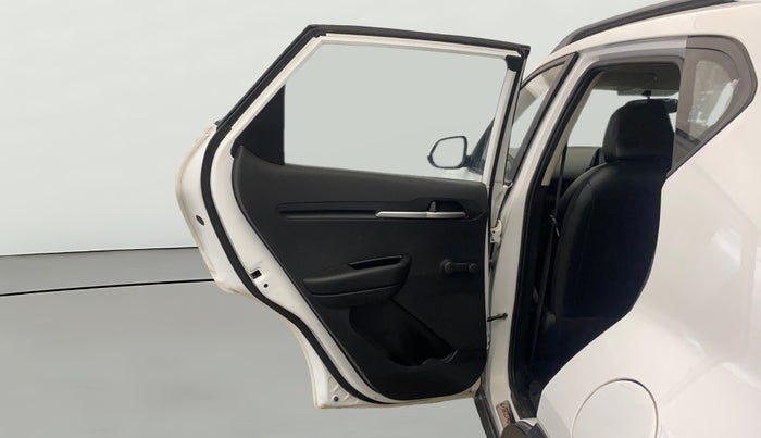 2022 KIA SONET HTE 1.2, Petrol, Manual, 41,280 km, LHS Rear Door