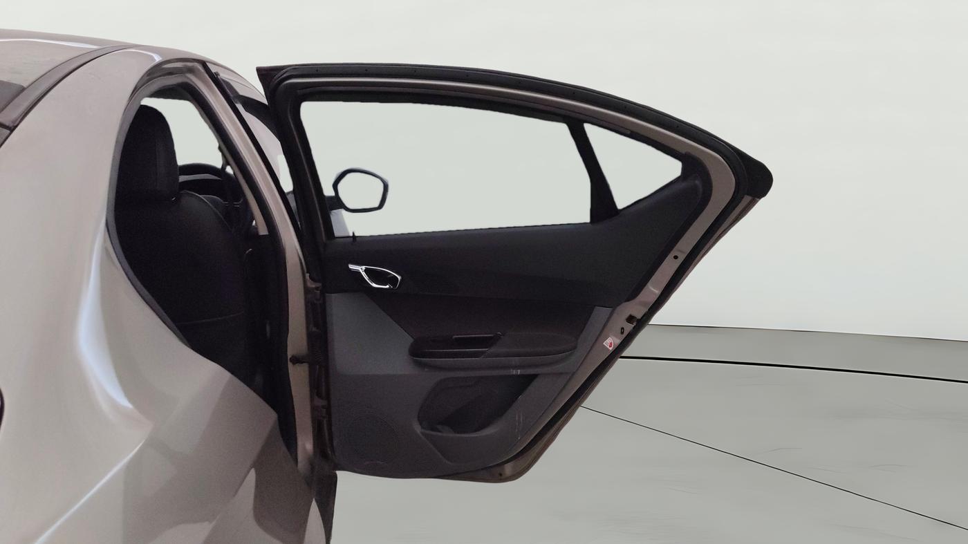2018 Tata TIGOR XZ PLUS PETROL, Petrol, Manual, 39,777 km, RHS Rear Door