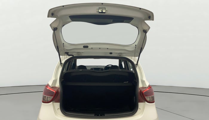 2018 Hyundai Grand i10 SPORTZ 1.2 KAPPA VTVT, Petrol, Manual, 67,896 km, Boot Door Open