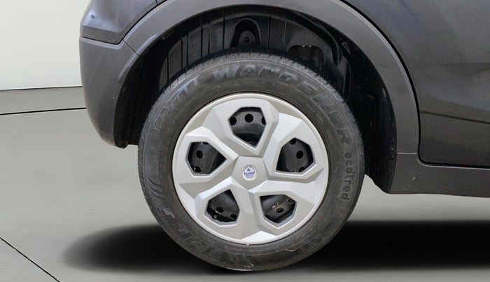 2023 Mahindra XUV300 W4 1.2 PETROL, Petrol, Manual, 52,472 km, Right Rear Wheel