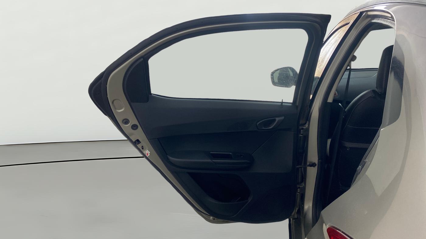 2018 Tata TIAGO NRG PETROL, Petrol, Manual, 41,181 km, LHS Rear Door