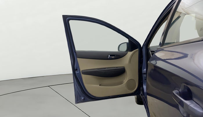 2014 Hyundai i20 SPORTZ 1.2, Petrol, Manual, 70,783 km, LHS Front Door