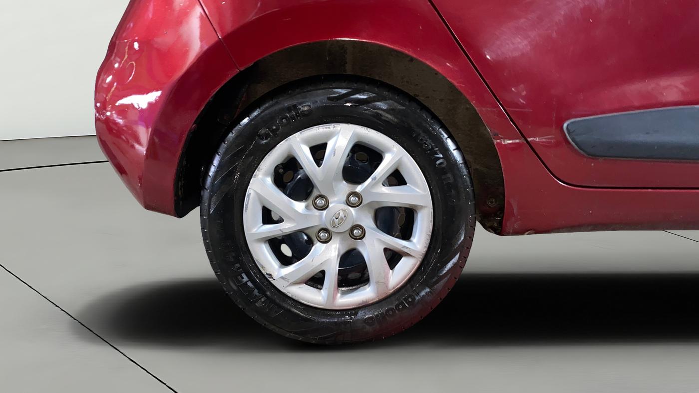2019 Hyundai Grand i10 SPORTZ 1.2 KAPPA VTVT, Petrol, Manual, 61,679 km, Right Rear Wheel