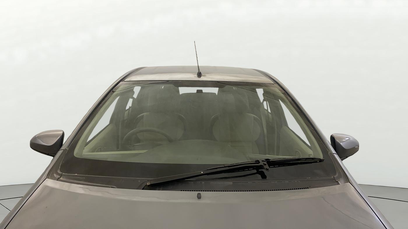 2014 Toyota Etios Liva G, Petrol, Manual, 69,446 km, Front Windshield