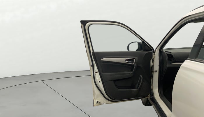 2016 Maruti Vitara Brezza ZDI PLUS, Diesel, Manual, 1,11,061 km, LHS Front Door