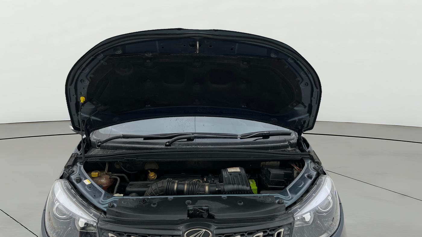 2018 Mahindra MARAZZO M8 7 STR, Diesel, Manual, 88,846 km, Open Bonet