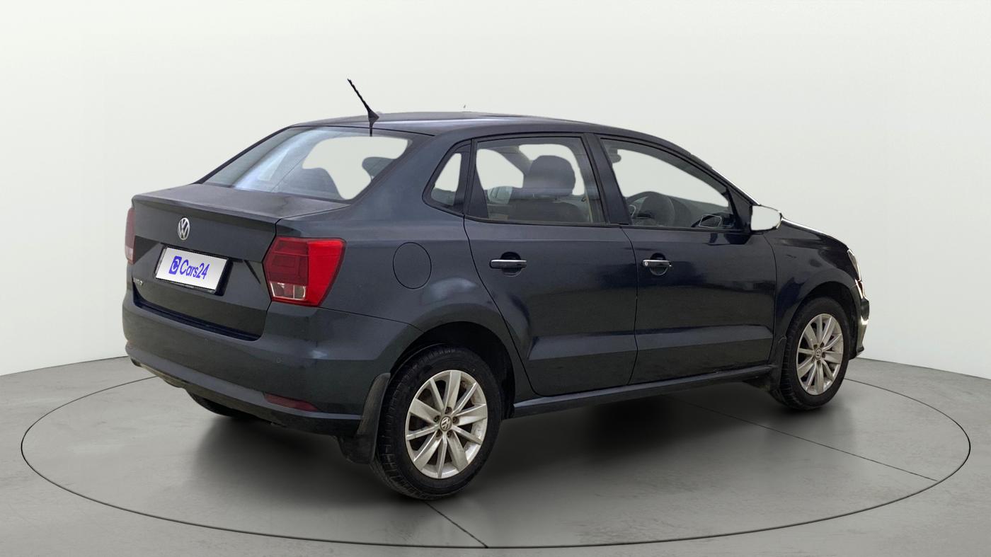 2016 Volkswagen Ameo HIGHLINE1.2L, Petrol, Manual, 31,500 km, Right Back Diagonal