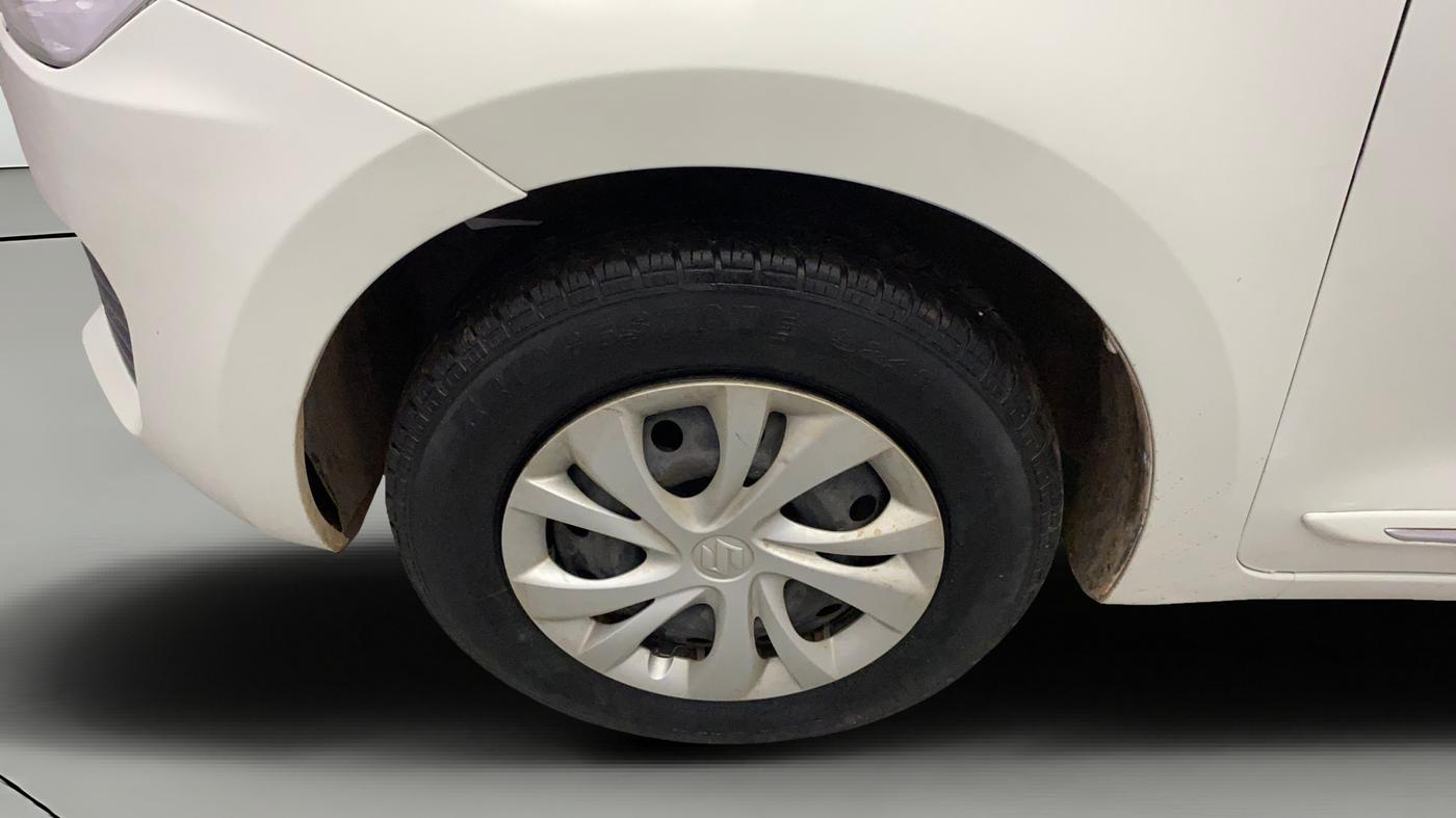 2018 Maruti Swift VXI AMT, Petrol, Automatic, 35,277 km, Left Front Wheel