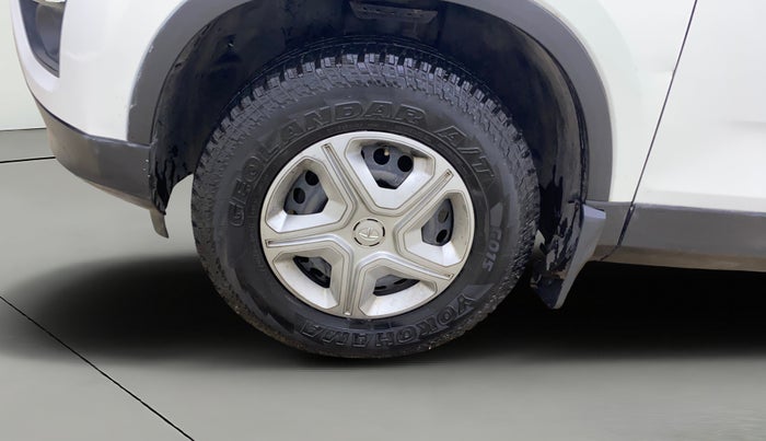 2023 Tata Harrier XE 2.0L KRYOTEC, Diesel, Manual, 1,04,313 km, Left Front Wheel