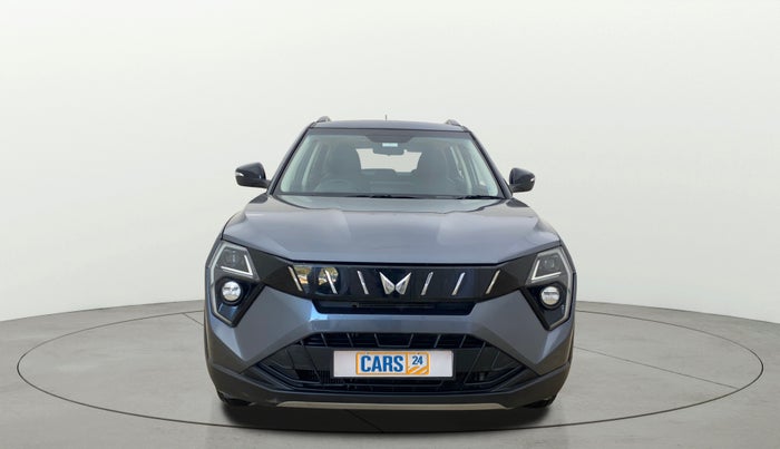 2024 Mahindra XUV 3XO AX5 1.2 L TCMPFi, Petrol, Manual, 27,203 km, Front