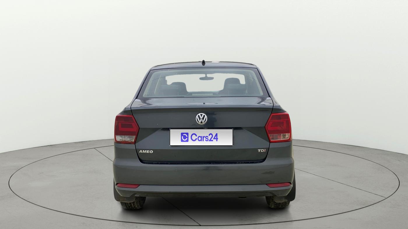 2017 Volkswagen Ameo HIGHLINE DSG 1.5 DIESEL , Diesel, Automatic, 1,19,264 km, Back/Rear