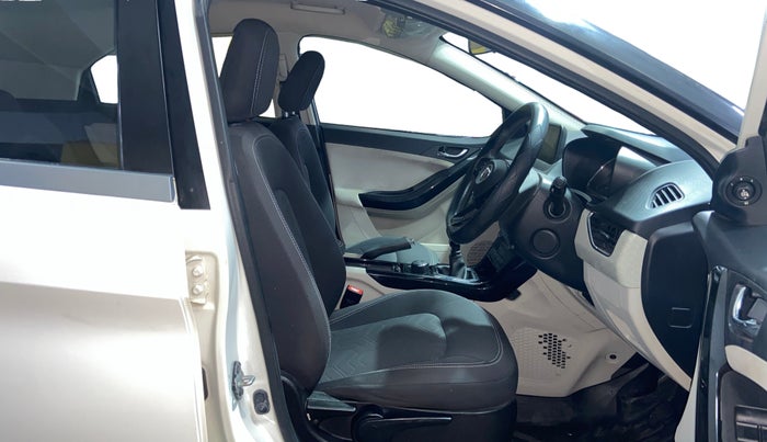 2021 Tata NEXON XZ PLUS PETROL, Petrol, Manual, 40,104 km, Right Side Front Door Cabin