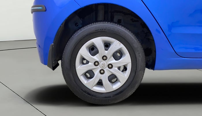 2017 Hyundai Elite i20 SPORTZ 1.2, Petrol, Manual, 38,004 km, Right Rear Wheel